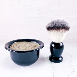 SAVON À RASER ET BLAIREAU